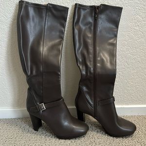 NINE WEST brand new calf high boots!